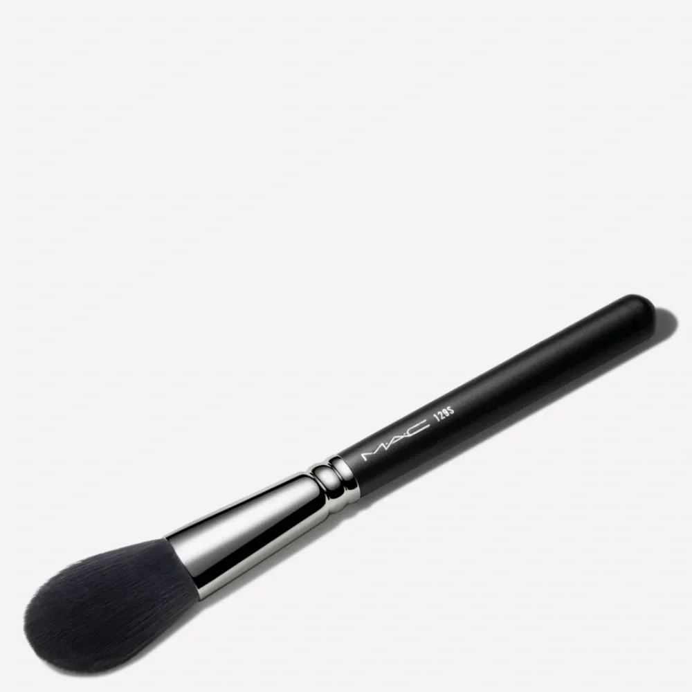 NEW! M•A•C 129S BRUSH